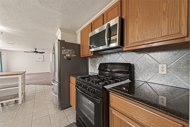 Building Photo - 11002 Heron Nest St