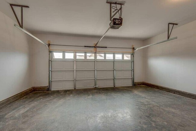 Building Photo - COMING SOON – Spacious 4BR on Oversized Lot in Williamson County