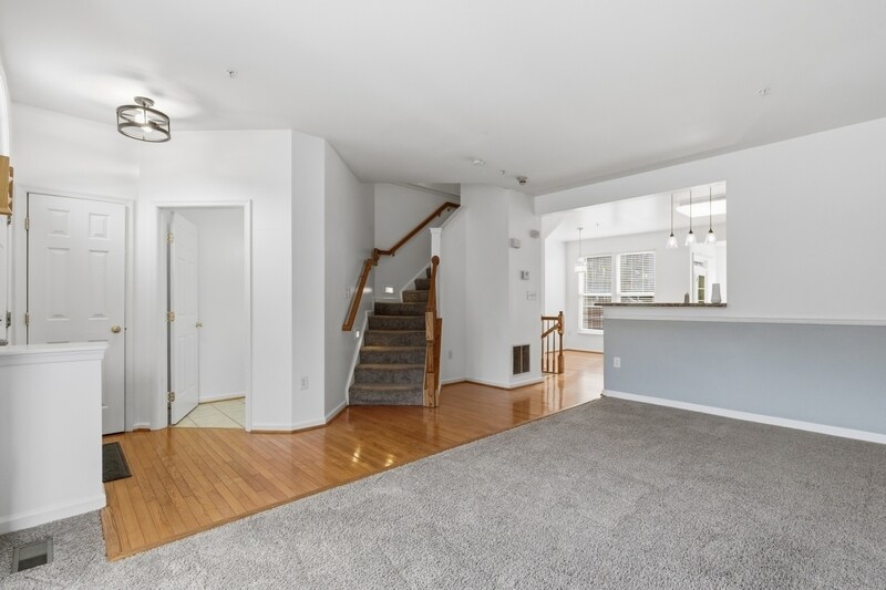 Building Photo - 7402 Serenade Cir