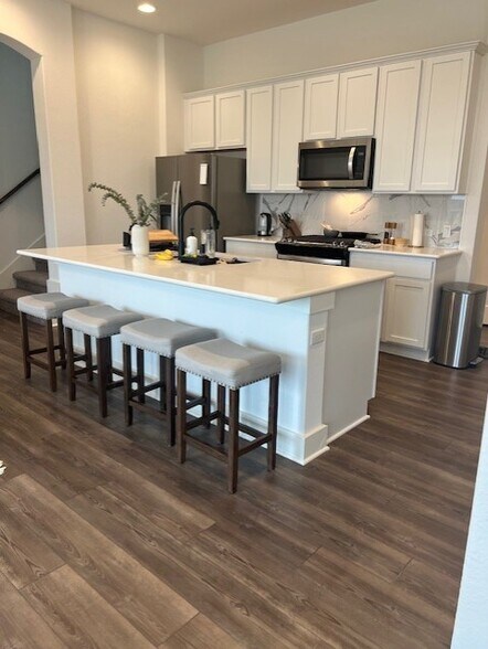 Building Photo - 8628 Wellspring Loop