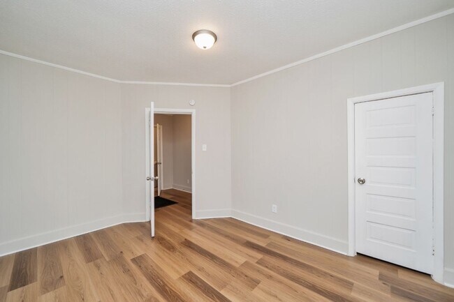 Building Photo - Your Perfect Pell City Retreat – Stylish, Spacious & Ready to Call Home!