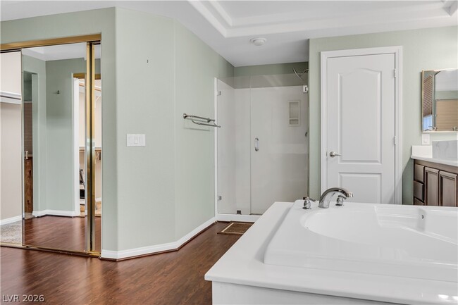Building Photo - 3069 Regal Cove St
