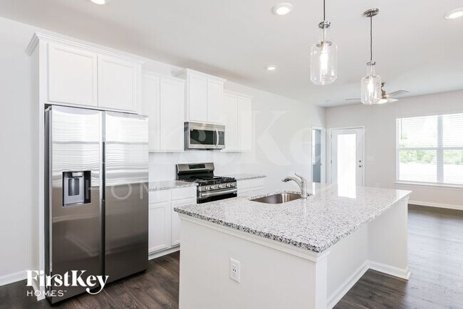 Building Photo - 715 Ridgemoor Trl