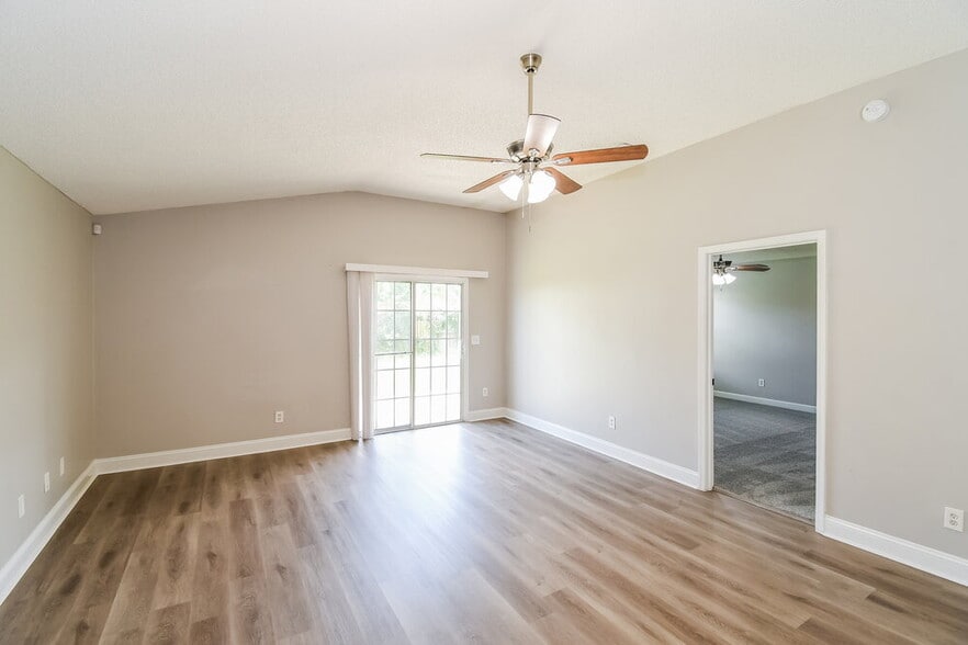 Building Photo - 8785 Chambore Dr