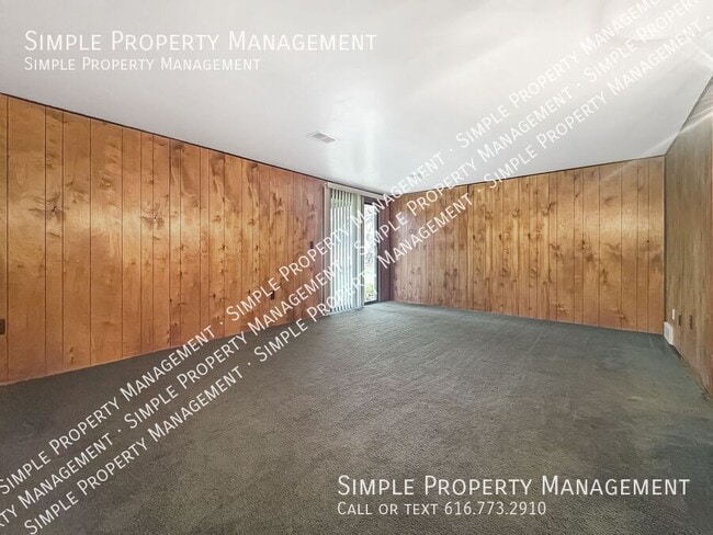 Building Photo - 2666 Randall Ave NW