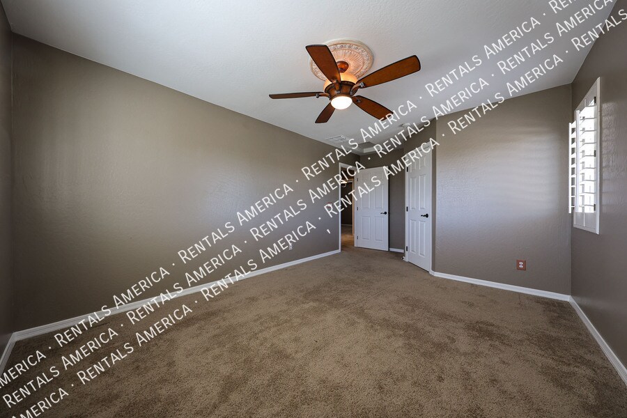 Building Photo - 26462 N 165th Dr