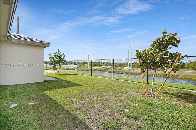 Building Photo - 18672 SW 136th Ct