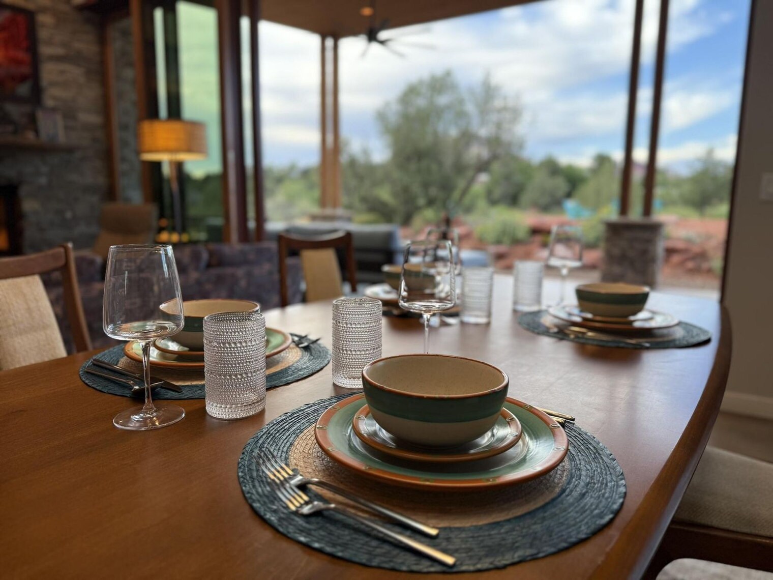 Building Photo - 105 Rojo Dr