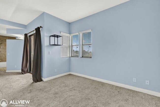 Building Photo - *MOVE IN SPECIAL $750 OFF FIRST MONTH'S RE...