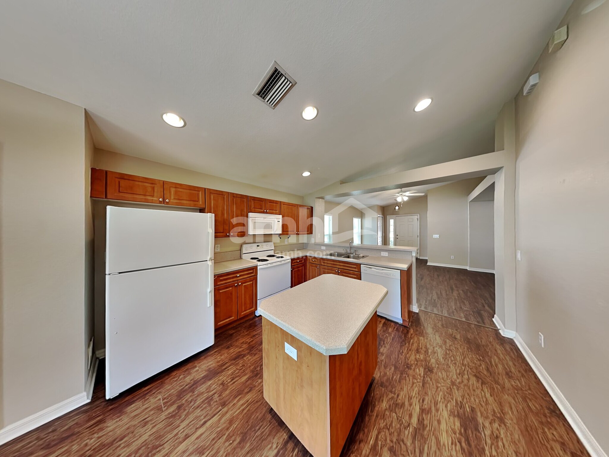 Building Photo - 11719 Crest Creek Dr