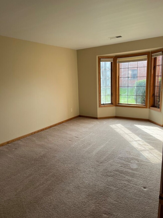 Building Photo - Nehemiah Properties-Building 2