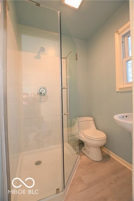 Building Photo - 1417 E Bradbury Ave