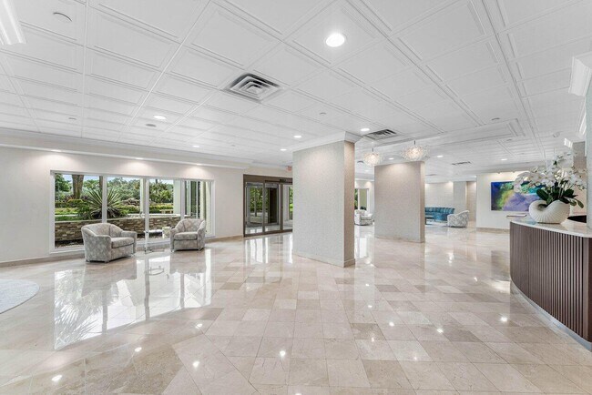 Building Photo - 4301 N Ocean Blvd