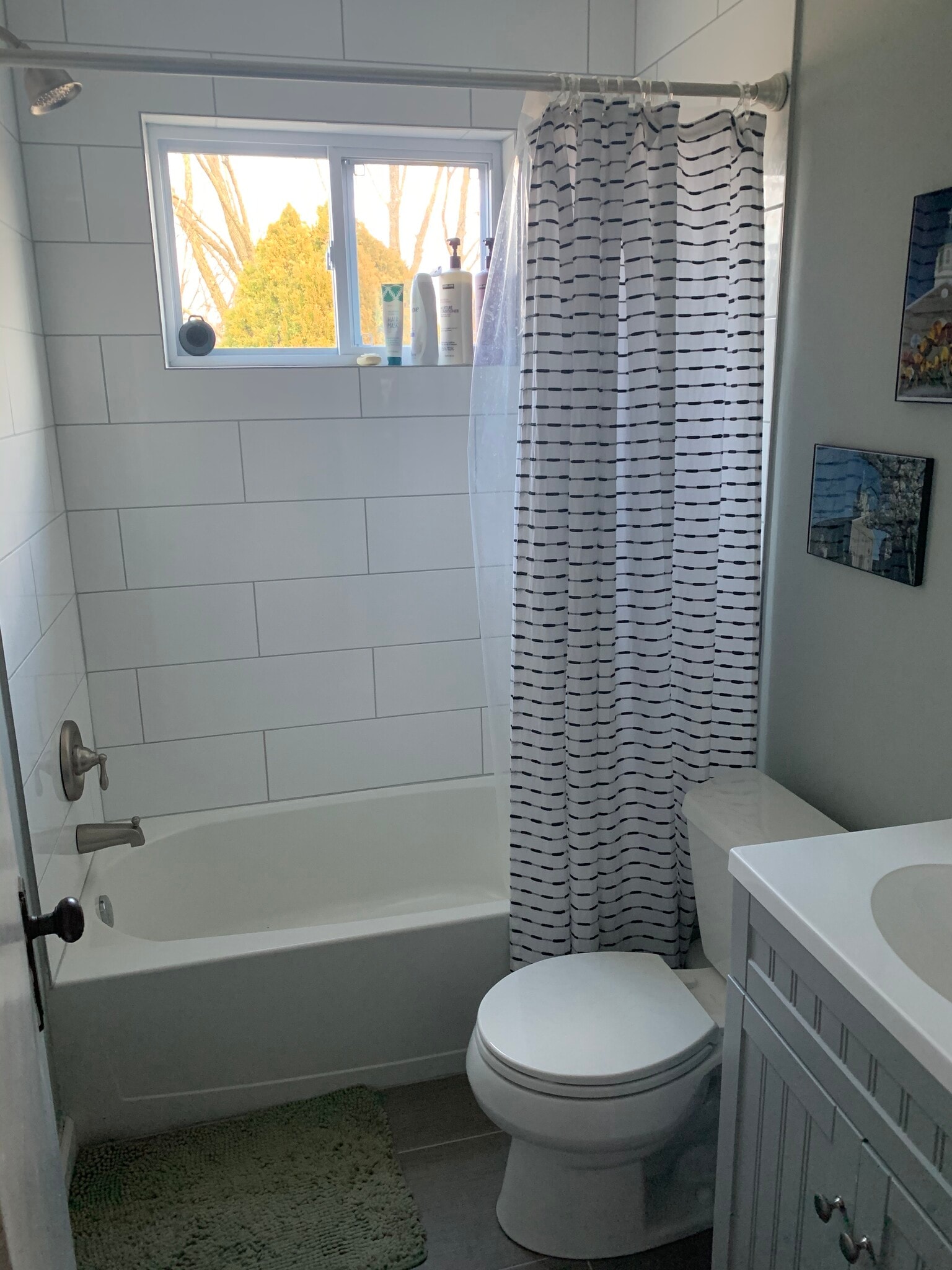 Bathroom - 437 Claranna Avenue