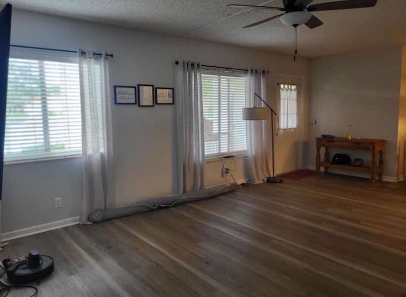 Building Photo - 4956 Sable Pine Cir