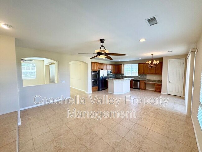 Building Photo - 179 Via Milano