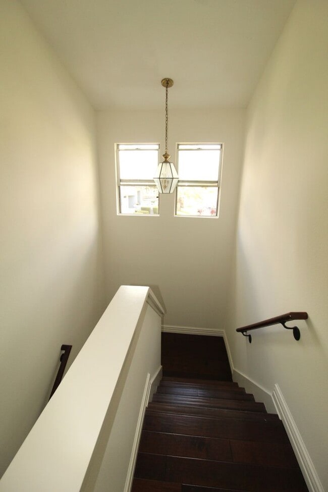 Building Photo - Cape Weston Condo with Great Layout!