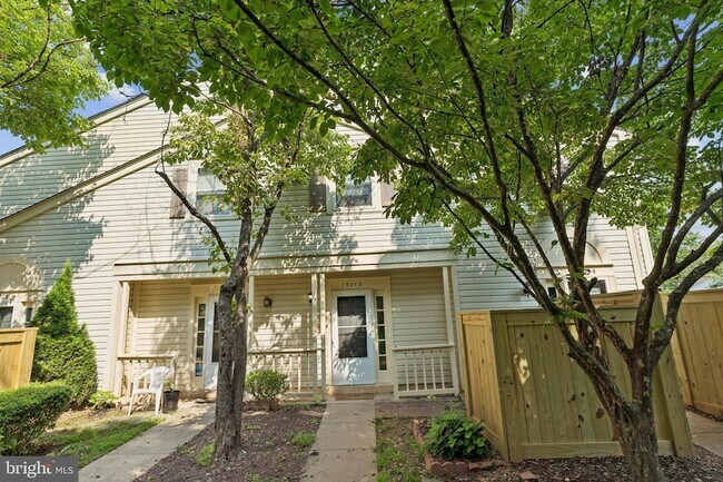 Building Photo - 13212 Meander Cove Dr