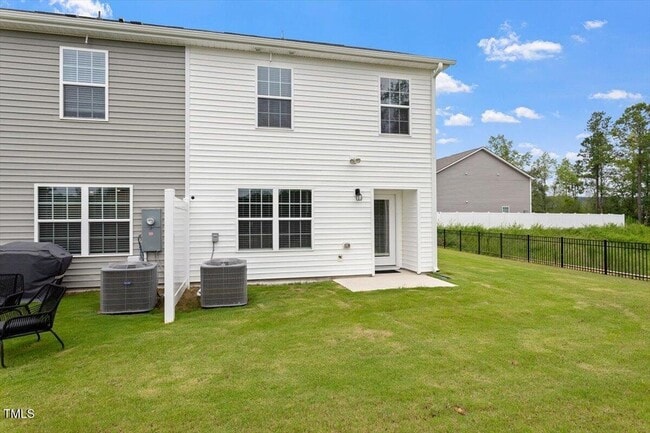 Building Photo - 96 March Crk Dr