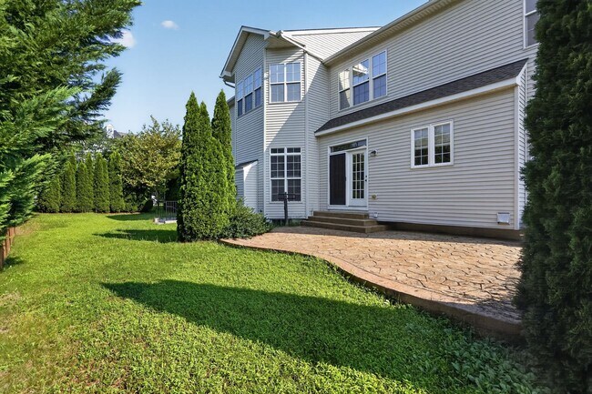 Building Photo - 44331 Apache Cir