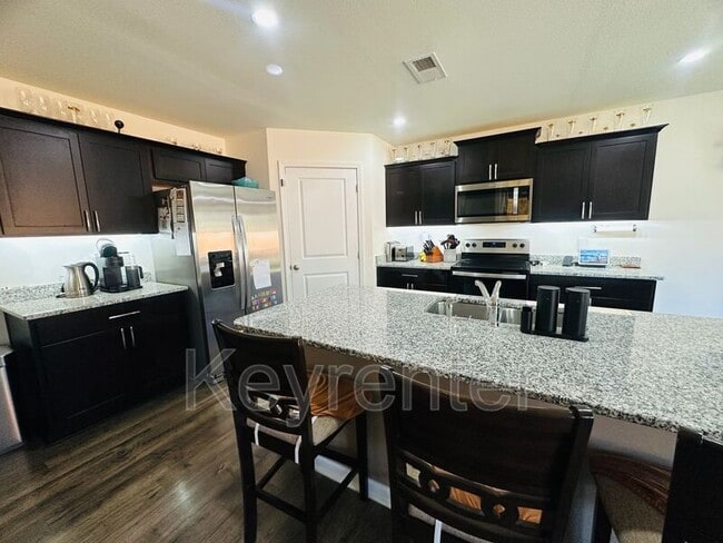 Building Photo - 104 Jesse Baker Ln