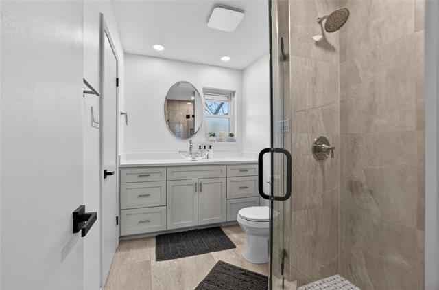 Building Photo - 6873 Greenwich Ln