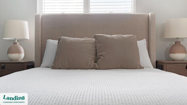 Building Photo - 1010 Enclave Blvd