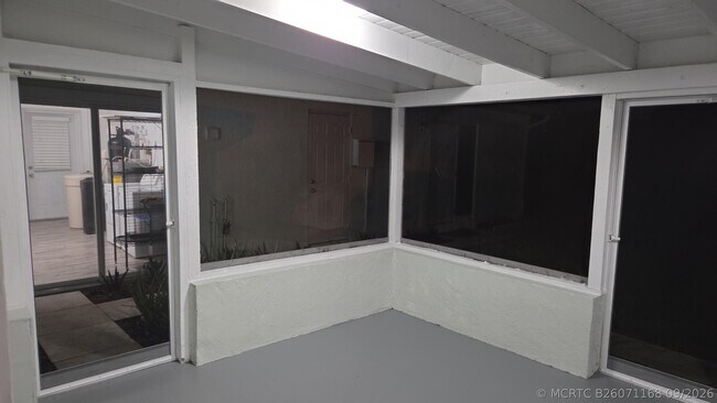 Building Photo - 3643 Betty Ann Ct W