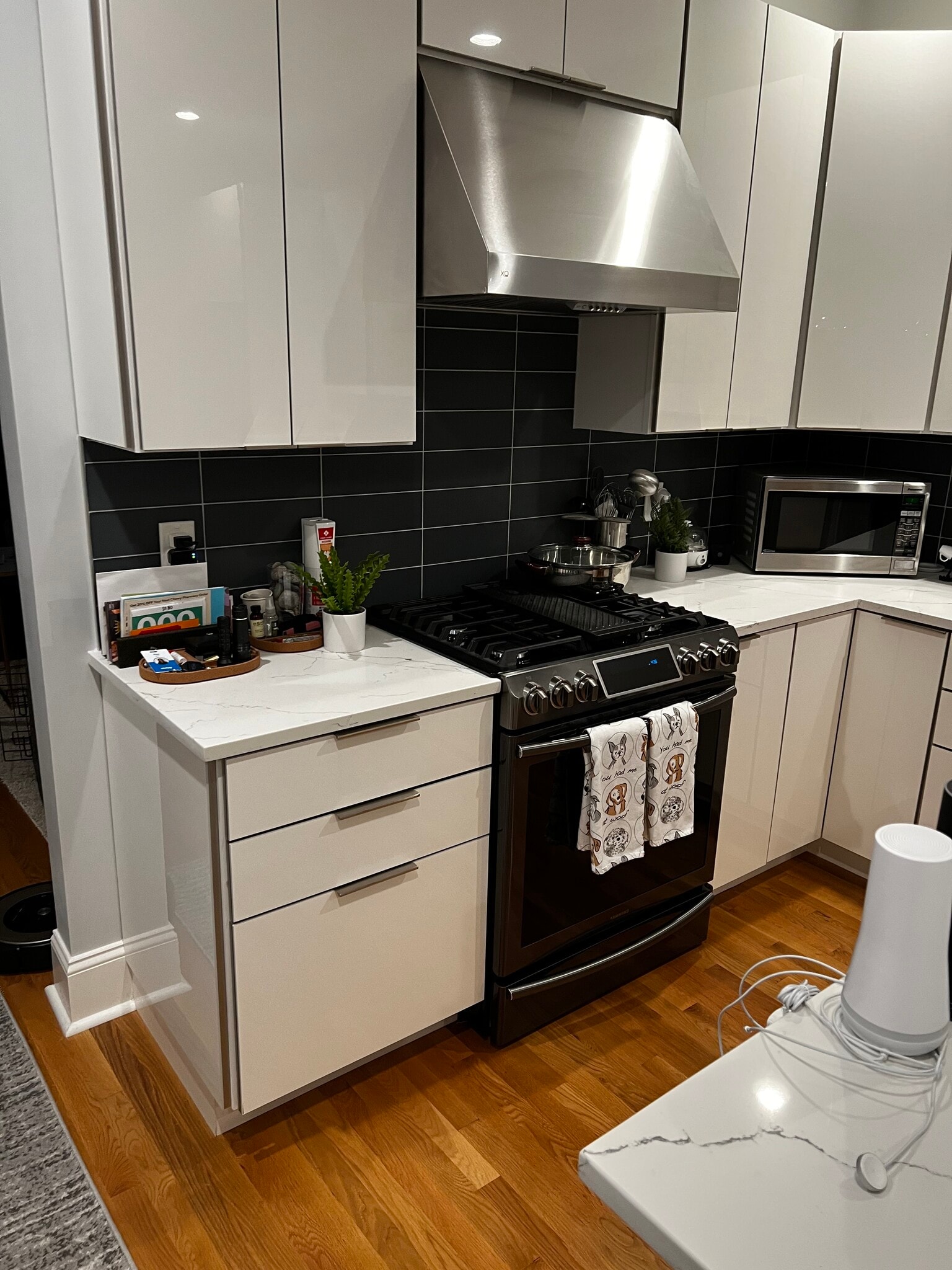 Building Photo - 19 Wheeler St