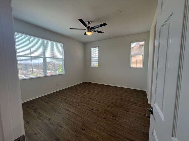 Building Photo - 115 Aliso Ridge Loop