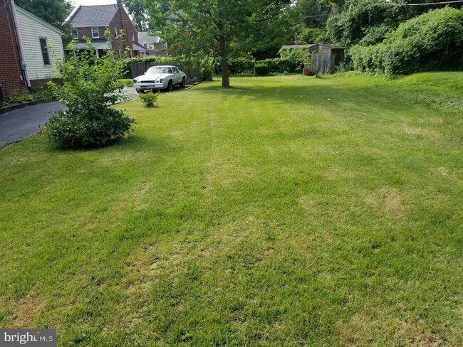 Building Photo - 769 Ardmore Ave