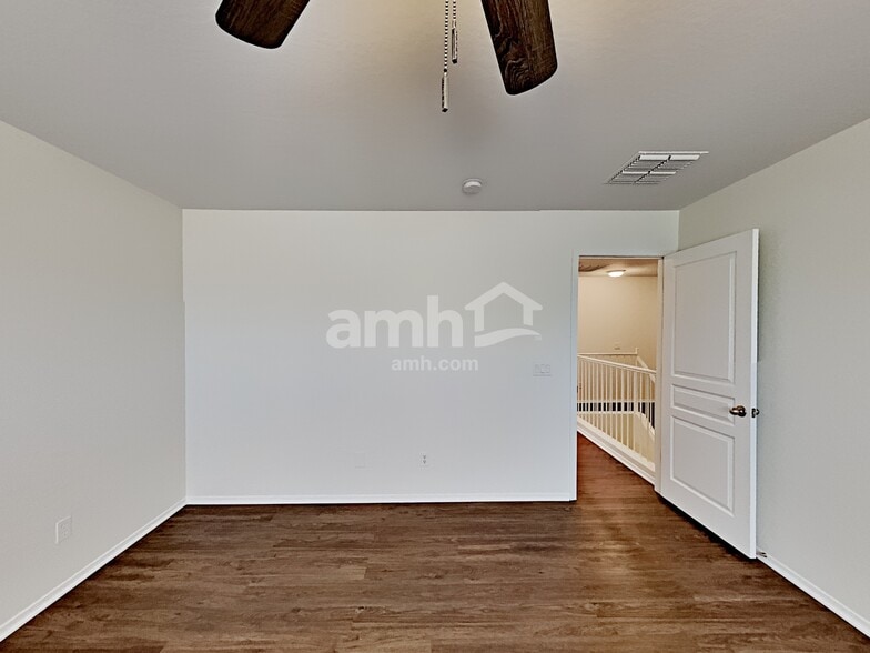 Building Photo - 3740 E Morenci Rd