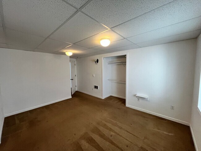 Building Photo - Bright 2 Bed / 2 Bath Basement Apartment with Garage Access – Driggs, ID