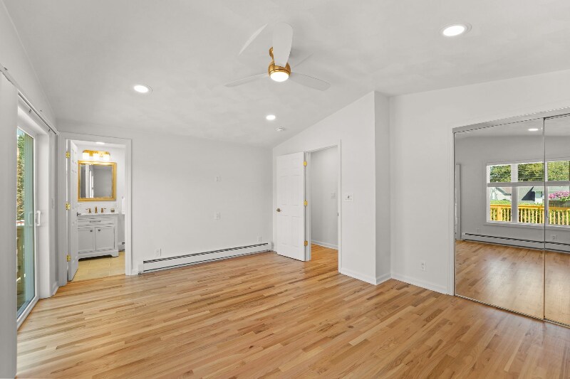 Building Photo - 116 Mary St