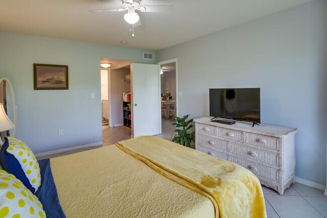 Building Photo - 3180 N Atlantic Ave