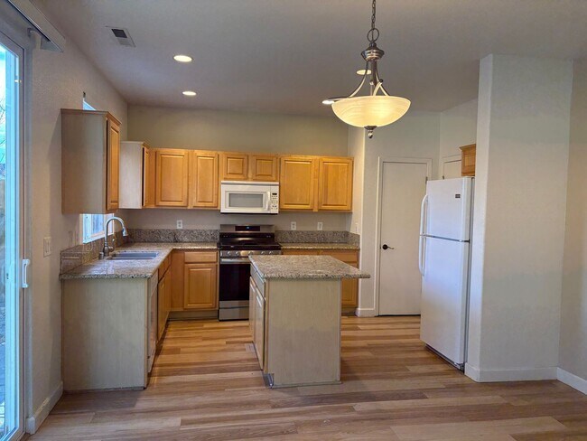 Building Photo - Northwest Reno Home