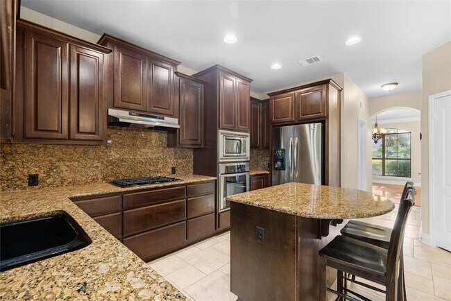 Building Photo - 3001 Lombardi Way