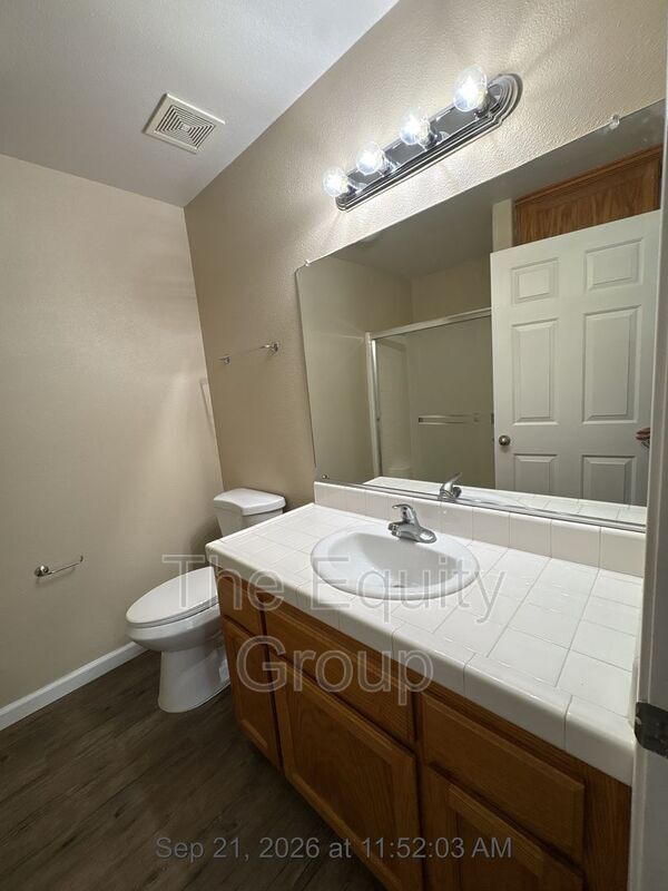 Building Photo - 2322 N Vickie Ct