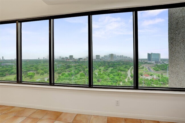 Building Photo - 2001 Holcombe Blvd