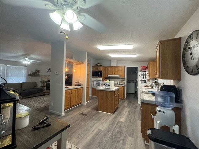 Building Photo - 7429 Martin Dr