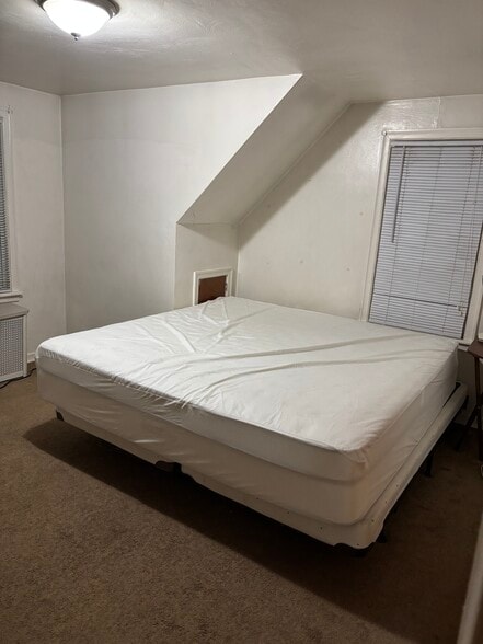 Building Photo - 316 Cornell Ave