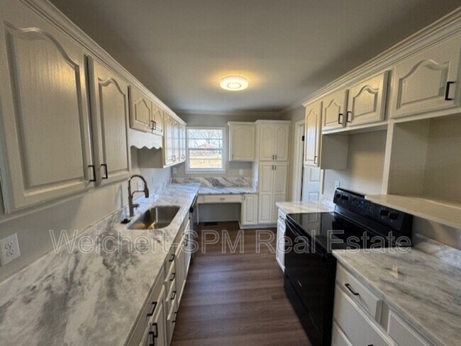 Building Photo - 21635 TN-194