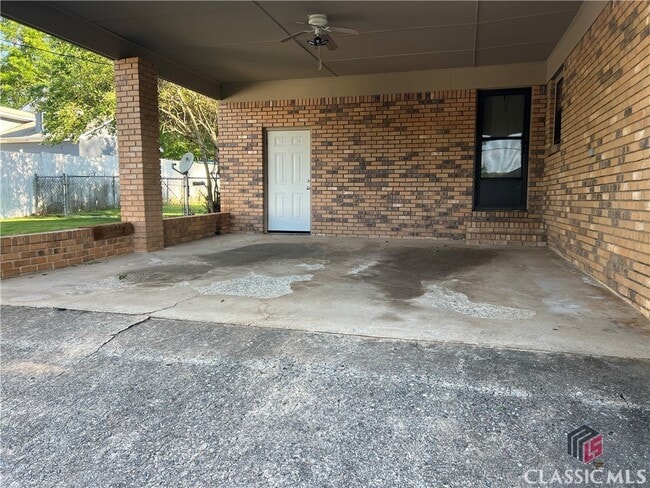 Building Photo - 510 Vincent Dr