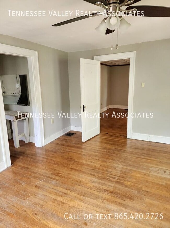 Building Photo - 419 Noelton Dr SW