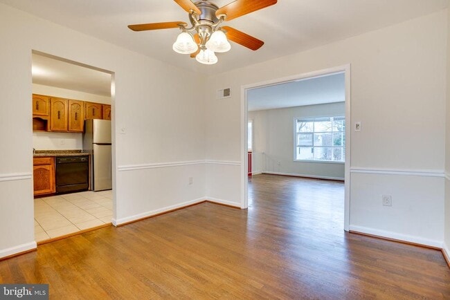 Building Photo - 13636 Greenwood Dr