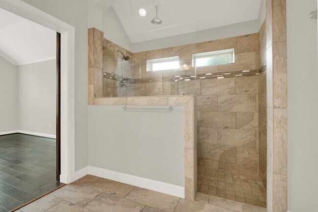 Primary Photo - 11150 Honeysuckle Haven Dr