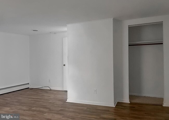 Building Photo - 37117 Moore Rd