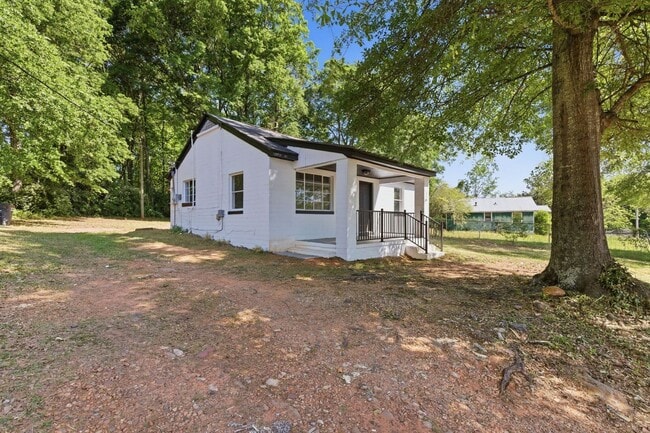 Building Photo - 116 Chester Ave