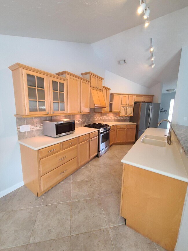 Building Photo - 1905 Catamaran Dr