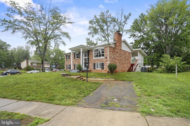 Building Photo - 4226 Evergreen Dr